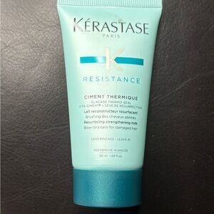 Kerastase Resistance Ciment Thermique Luxury Hair Treatment
Luxury 1.69 fl oz